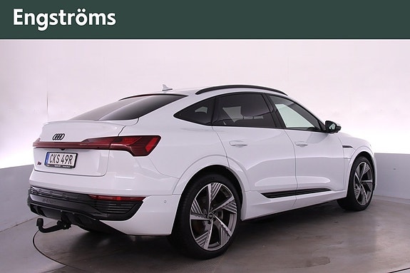 Audi Q8 3 of 27
