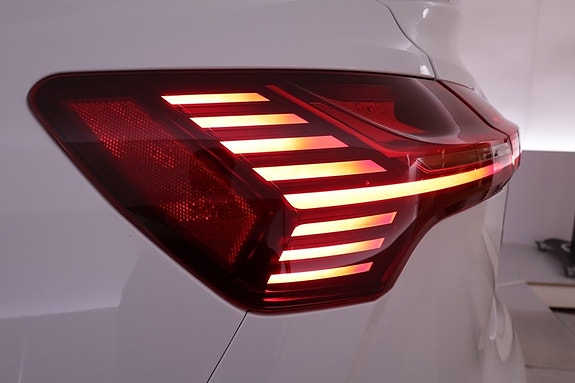 Audi Q8 11 of 27