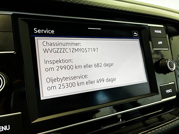 Volkswagen T-Cross 13 of 16