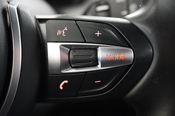 BMW 118i 10 of 15