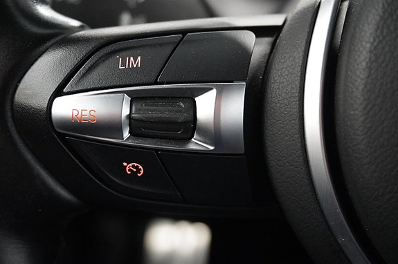 BMW 118i 11 of 15