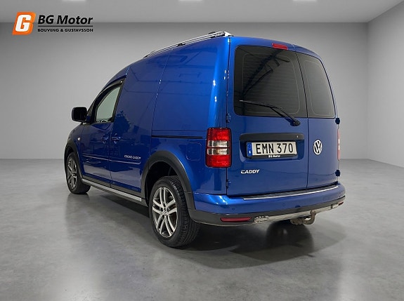 Volkswagen Caddy Cross 2 of 14