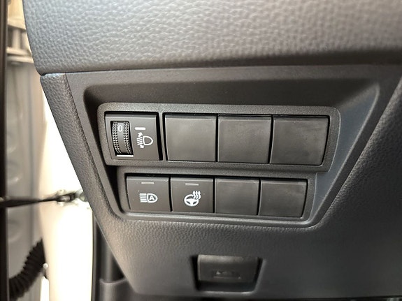 Toyota Yaris 24 of 24