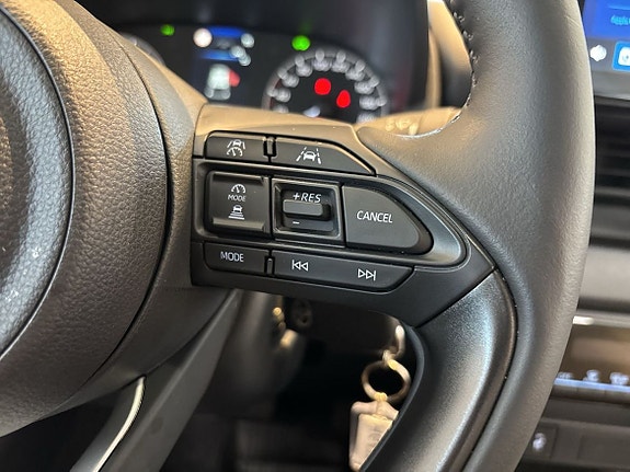 Toyota Yaris 18 of 24