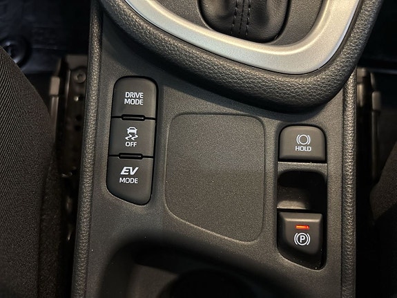 Toyota Yaris 17 of 24