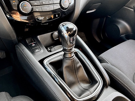 Nissan Qashqai 10 of 15