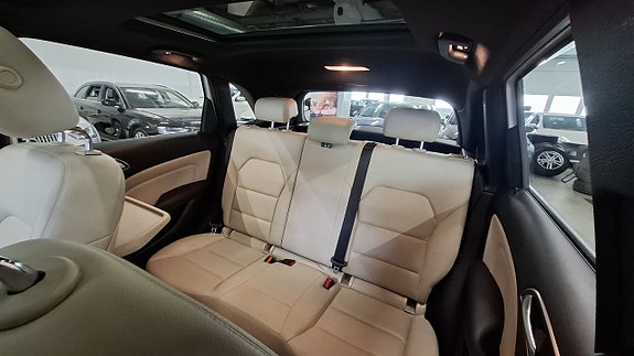 Mercedes-Benz B180 16 of 23