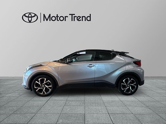 Toyota C-HR 4 of 26