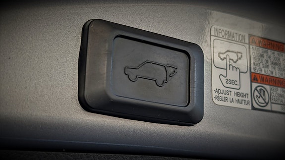 Toyota RAV4 11 of 26