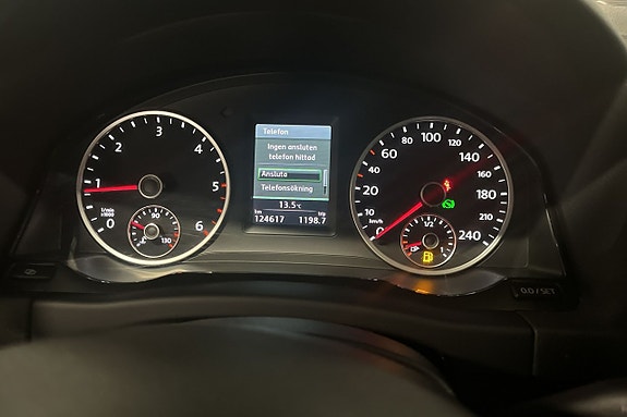 Volkswagen Tiguan 13 of 18