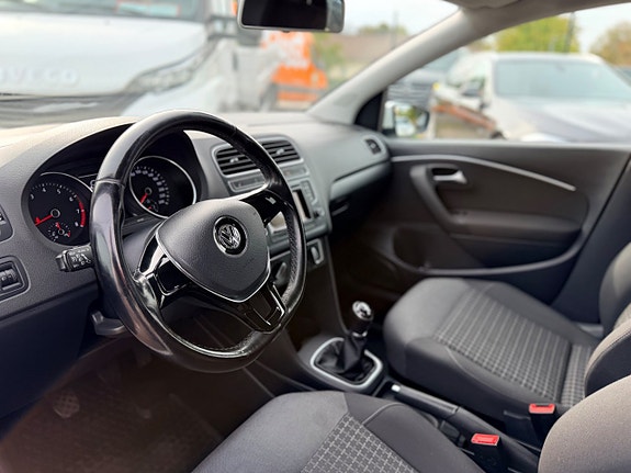 Volkswagen Polo 11 of 17