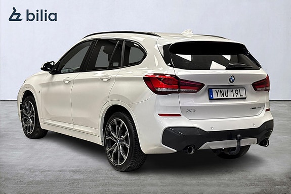 BMW X1 4 of 13