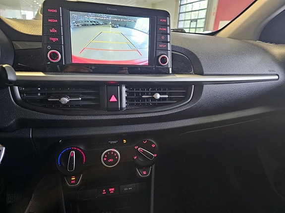Kia Picanto 8 of 8