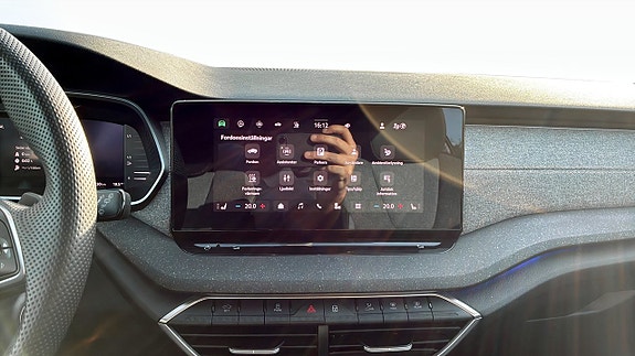Skoda Octavia 9 of 12