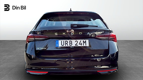Skoda Octavia 5 of 12