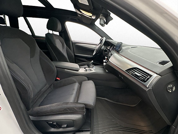 BMW 530i 12 of 30