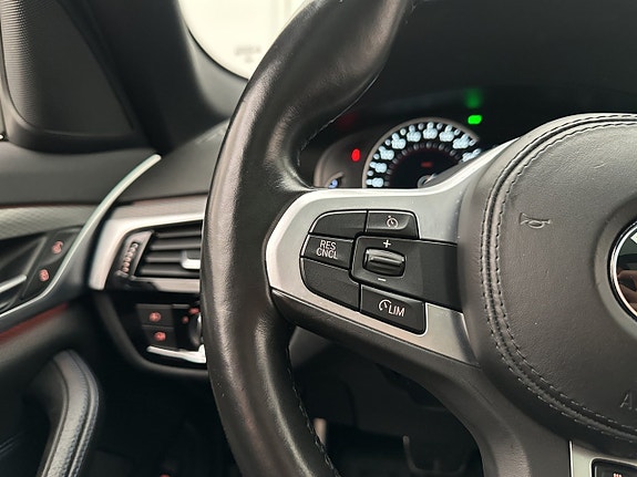 BMW 530i 24 of 30