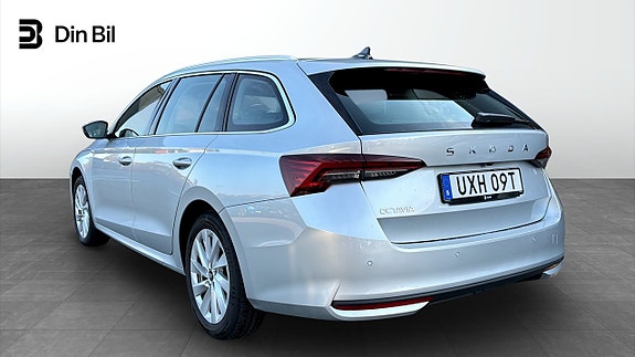 Skoda Octavia 3 of 12