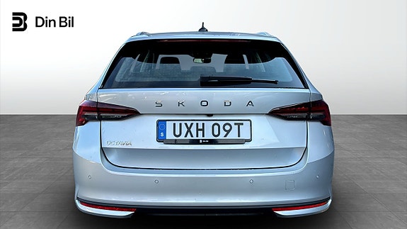 Skoda Octavia 5 of 12