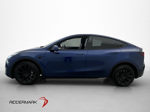 Tesla Model Y 5 of 30