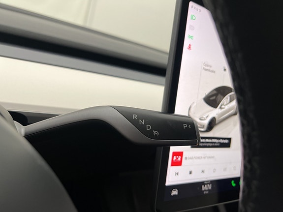 Tesla Model 3 26 of 30
