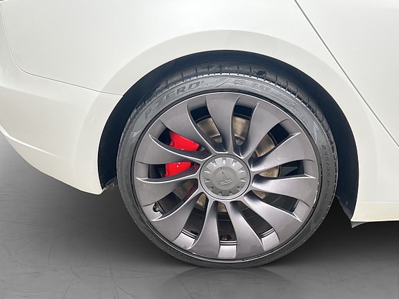 Tesla Model 3 29 of 30