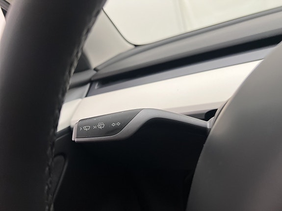 Tesla Model 3 25 of 30