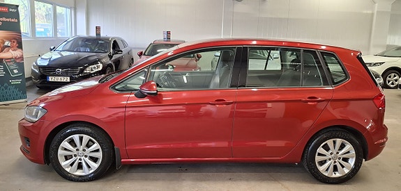 Volkswagen Golf Sportsvan 9 of 28