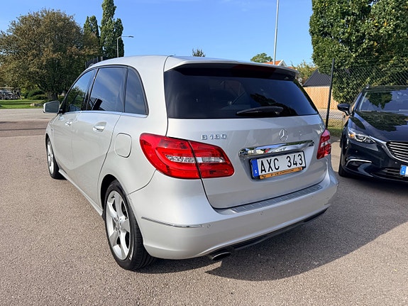 Mercedes-Benz B180 3 of 19