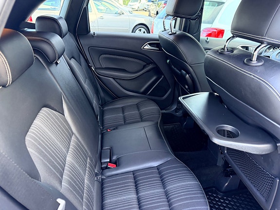 Mercedes-Benz B180 19 of 19