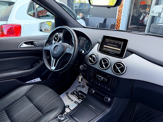 Mercedes-Benz B180 17 of 19