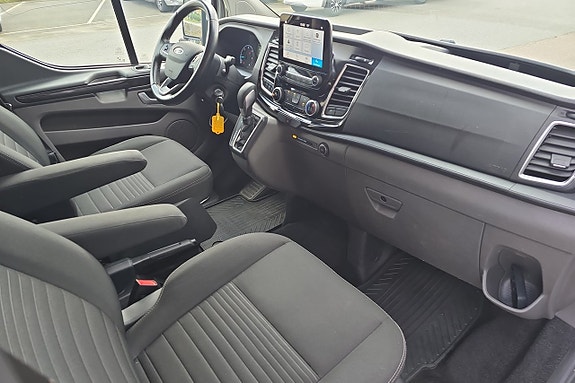 Ford Transit Custom 6 of 30