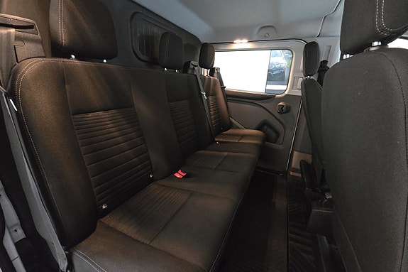 Ford Transit Custom 10 of 30