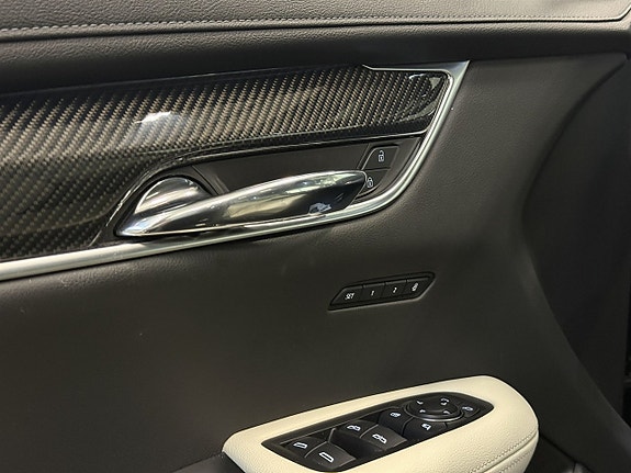 Cadillac XT6 350T 12 of 27