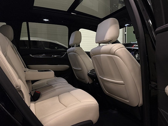 Cadillac XT6 350T 10 of 27