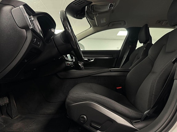 Volvo V90 13 of 22