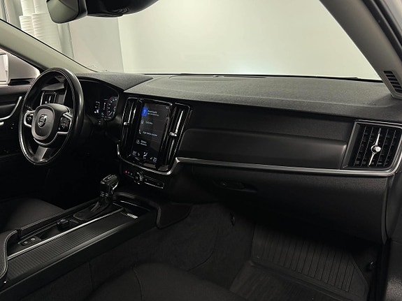 Volvo V90 18 of 22