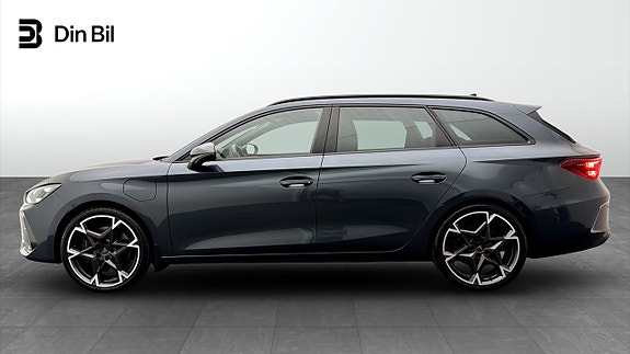Cupra Leon 2 of 13