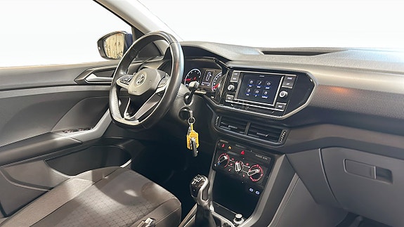 Volkswagen T-Cross 11 of 19