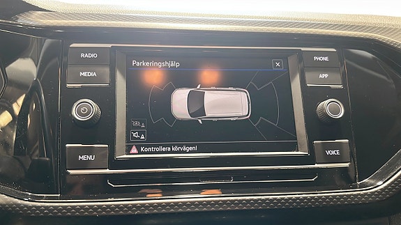 Volkswagen T-Cross 16 of 19