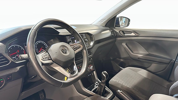 Volkswagen T-Cross 7 of 19