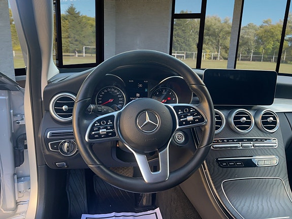 Mercedes-Benz C220 d 10 of 21