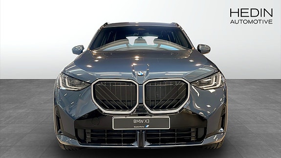 BMW X3 8 of 12