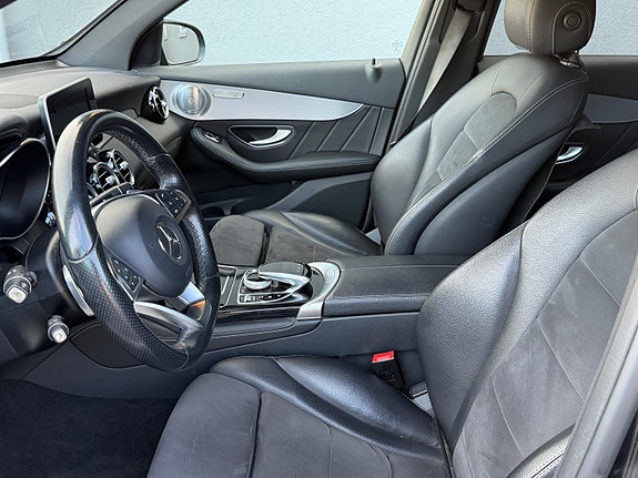 Mercedes-Benz GLC220 d 7 of 9