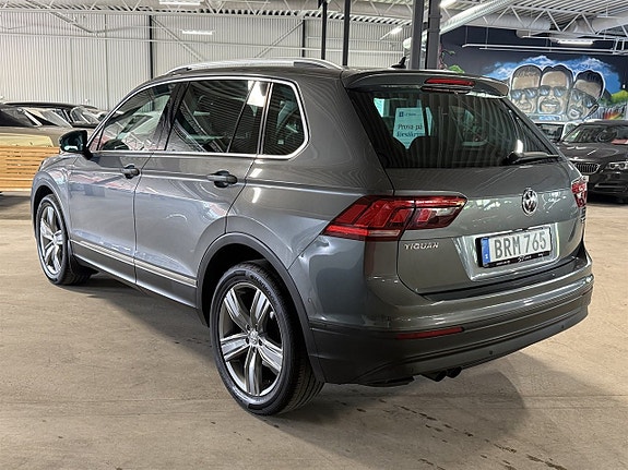 Volkswagen Tiguan 5 of 13
