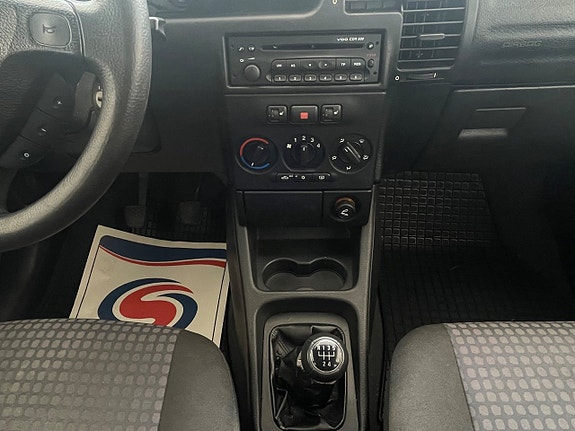 Opel Zafira 16 of 21
