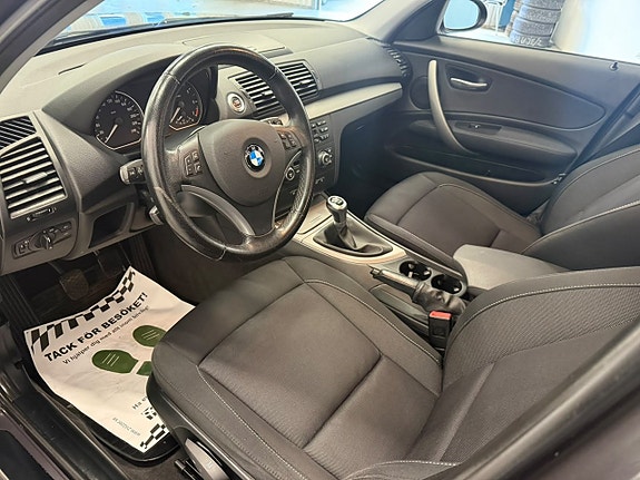 BMW 118i 7 of 11