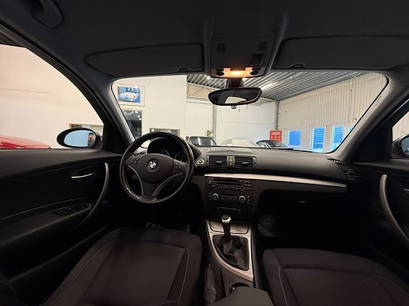 BMW 118i 11 of 11