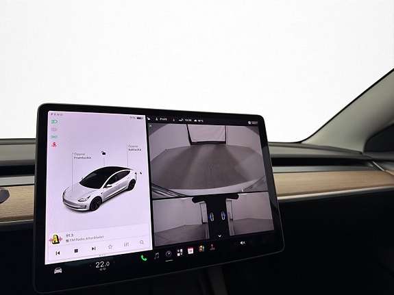 Tesla Model 3 23 of 30