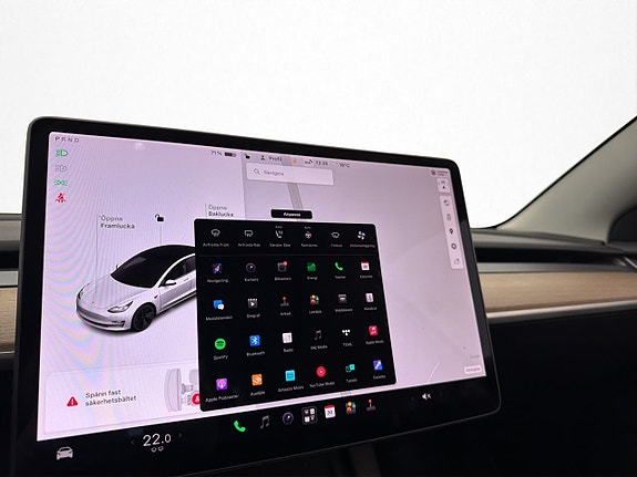 Tesla Model 3 22 of 30